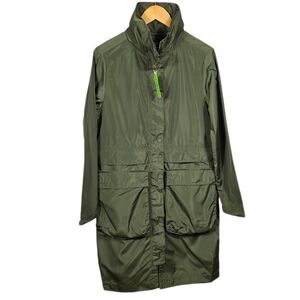 🆕️Zuda Olive Green Long Chic Lightweight Nylon Feel Coat ♻️